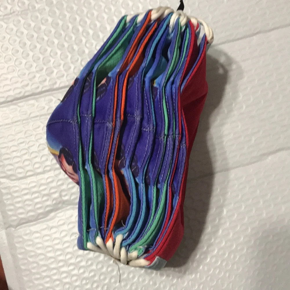 NWT reusable Sonic hedgehog boys mask